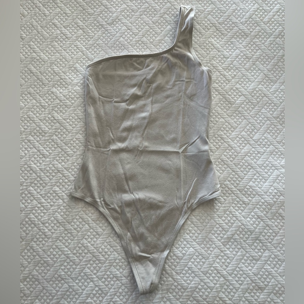 Aritzia TNA Bodysuit